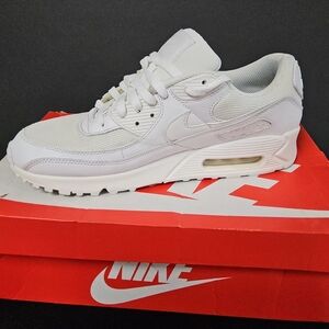 Nike Air Max 90 Classic in White